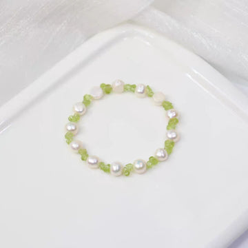 Natural freshwater Baroque pearl olivine bracelet